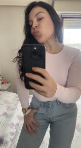 610533124: Chica busca chico en La Coruña