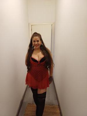 661093292: Chica busca chico en Madrid