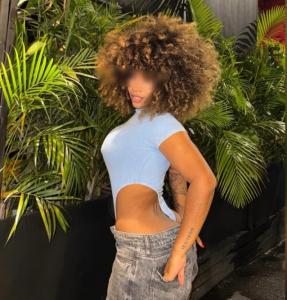 627465277: Chica busca chico en Menorca