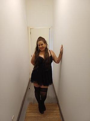 661093292: Chica busca chico en Madrid