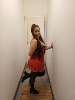 661093292: Chica busca chico en Madrid