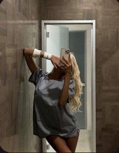 643712460: Chica busca chico en La Coruña