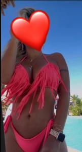 613884068: Chica busca chico en Almería