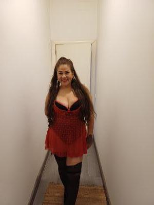 661093292: Chica busca chico en Madrid