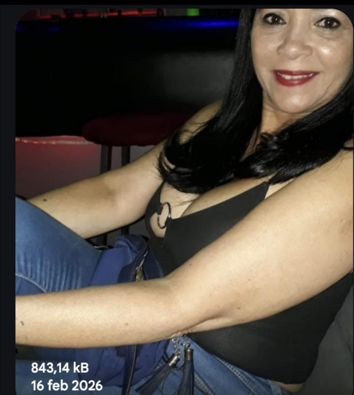 663155803: Chica busca chico en Alicante