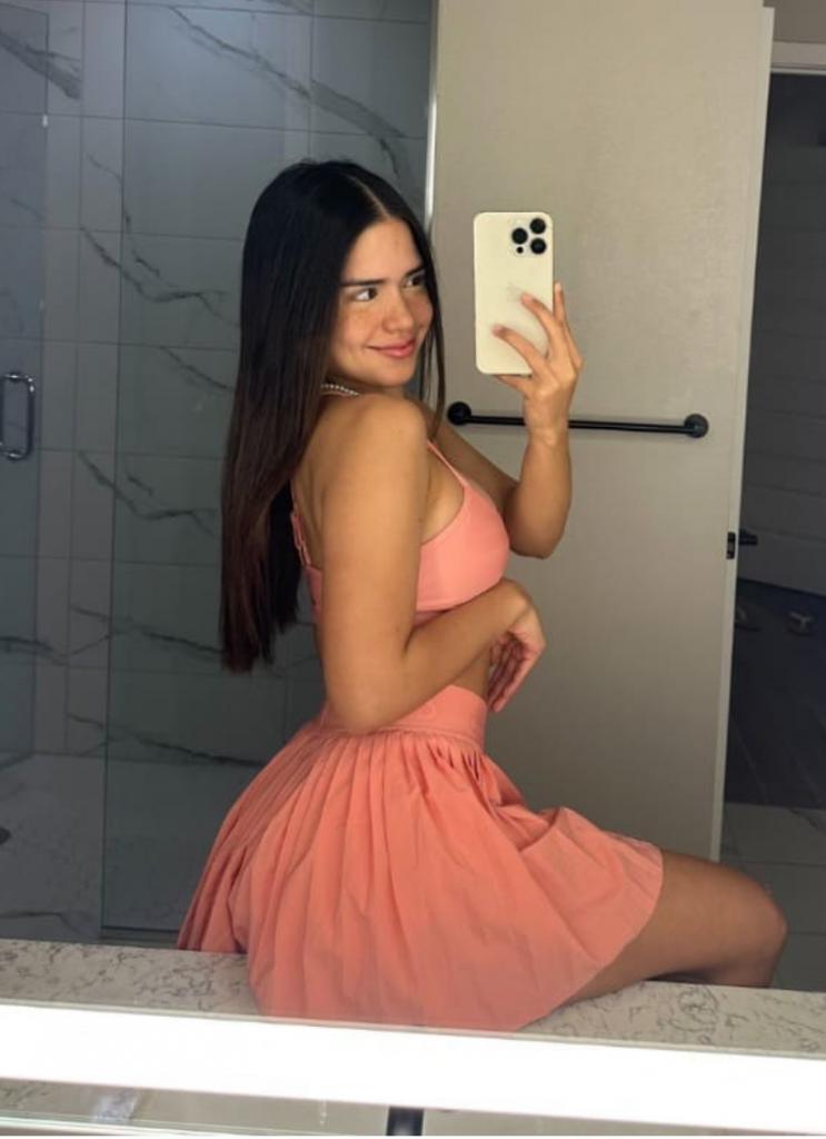 632277690: Chica busca chico en Granada