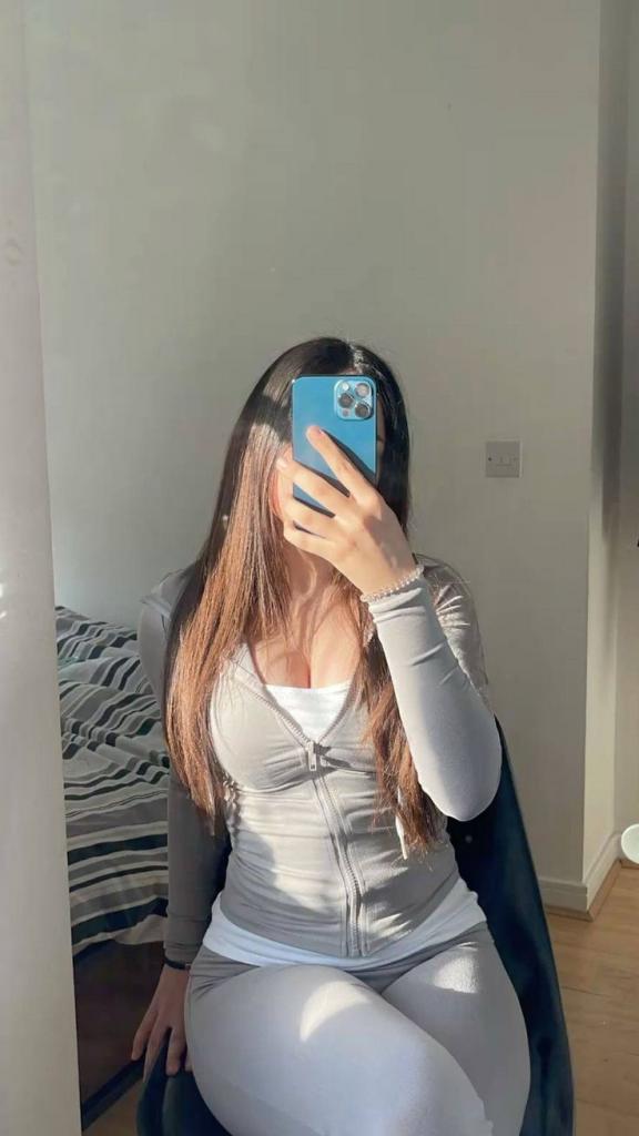 Chica busca chico en Tenerife: 