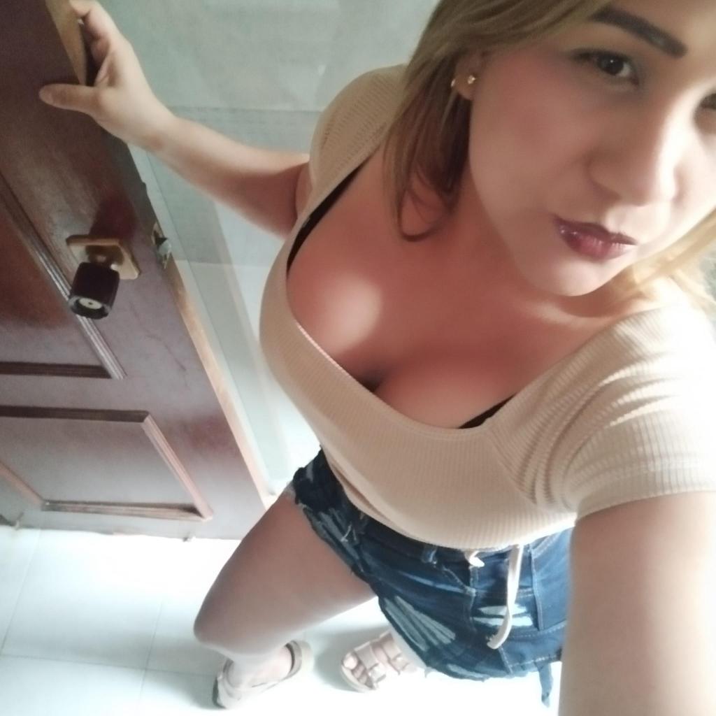 Chica busca chico en Granada: 