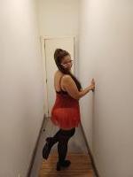 661093292: Chica busca chico en Madrid