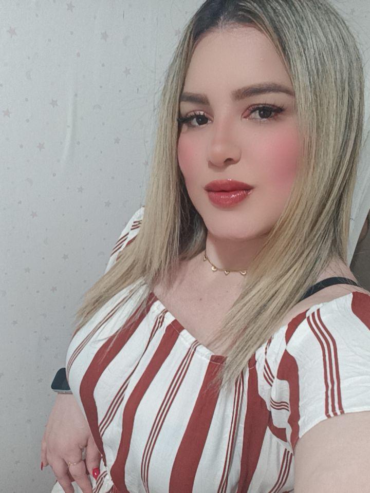 Chica busca chico en Murcia: Chica busca chico