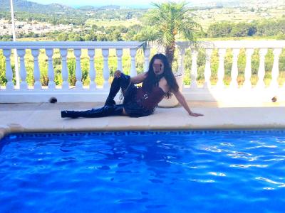 660813737: Chica busca chico en Madrid