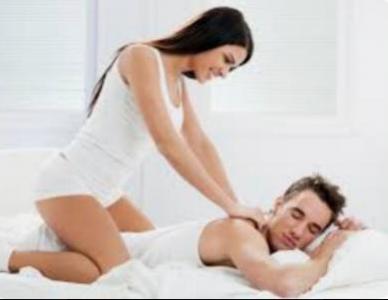 633031282: Chica busca chico en Barcelona