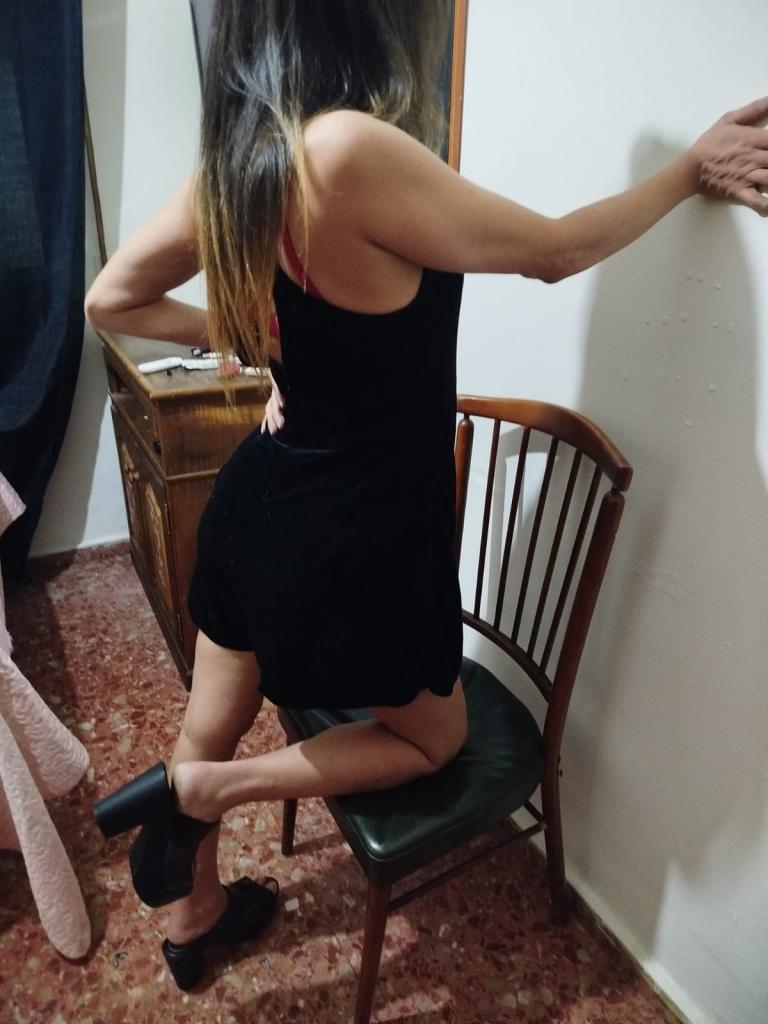 632516906: Chica busca chico en León