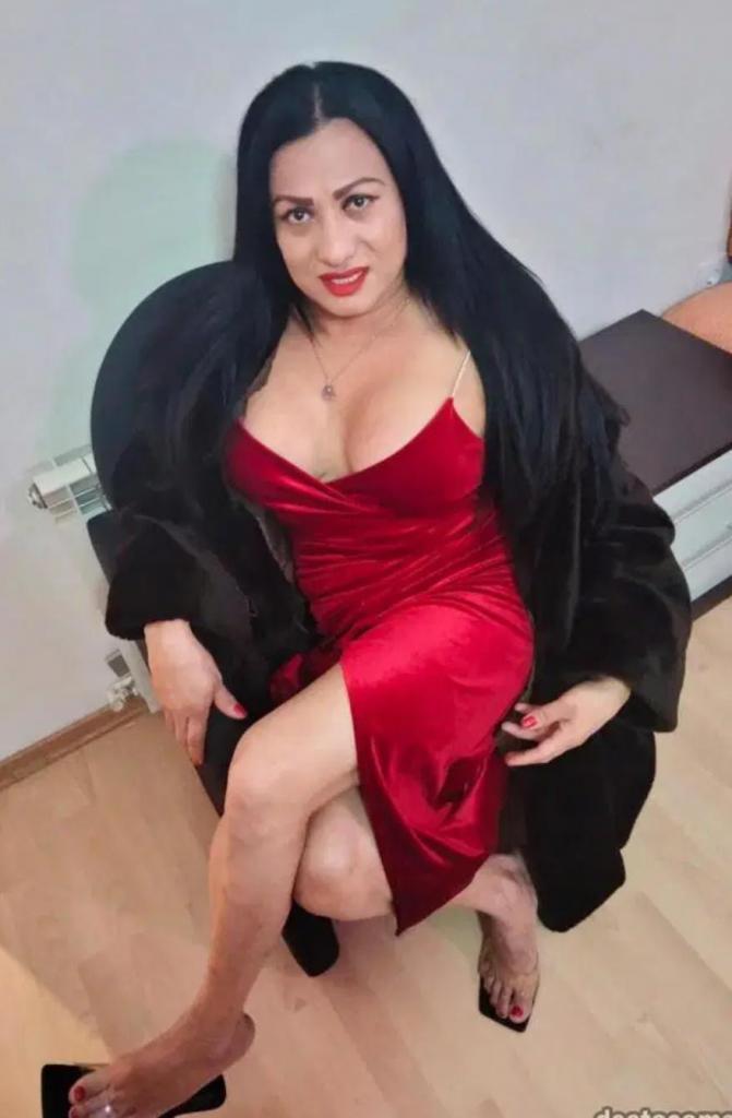 627296819: Travesti en Barcelona