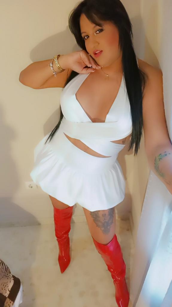 Chica busca chico en Málaga: Chica busca chico