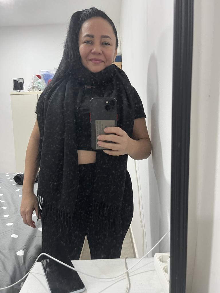 612515159: Chica busca chico en Barcelona