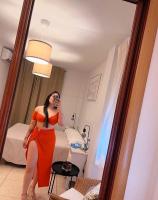 613421353: Chica busca chico en Málaga