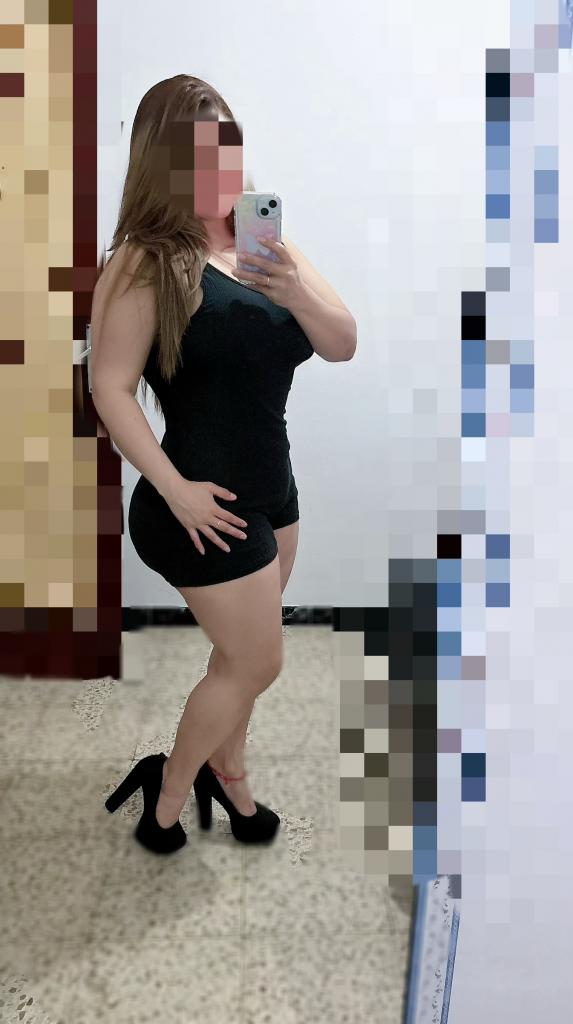 632813835: Chica busca chico en Gerona