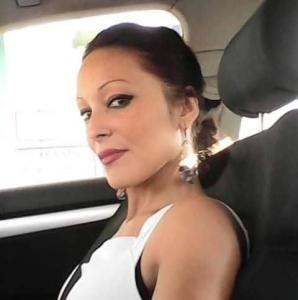 614049844: Chica busca chico en Murcia