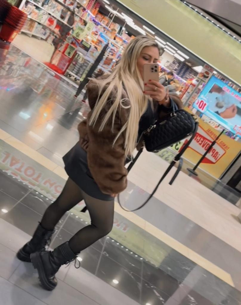 Chica busca chico en Sevilla: 