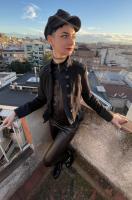 644441551: Chica busca chico en Barcelona