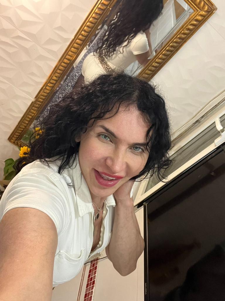 631572079: Chico busca chica en Madrid