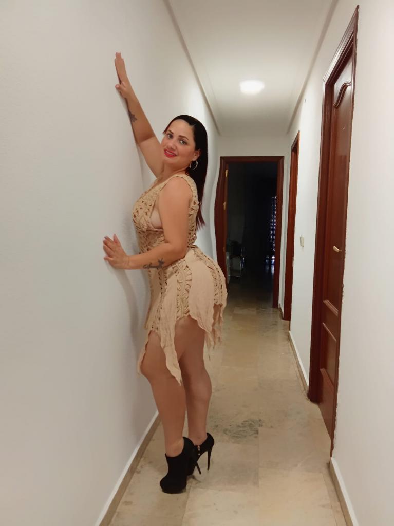 643816822: Chica busca chico en Madrid