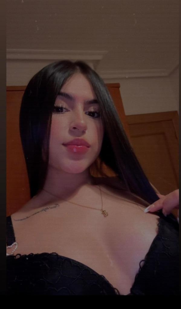 Chica busca chico en Cádiz: 