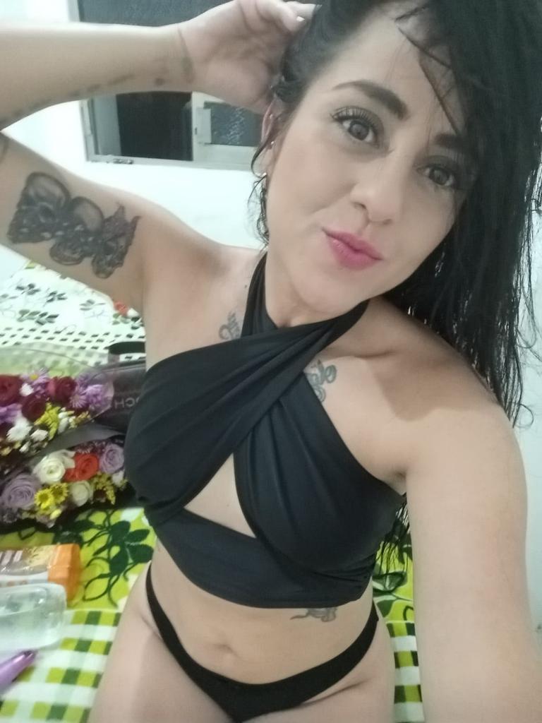 604879288: Chica busca chico en Navarra