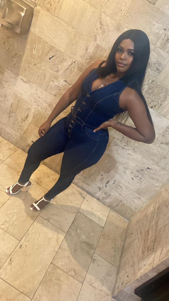 663062462: Chica busca chico en Alicante