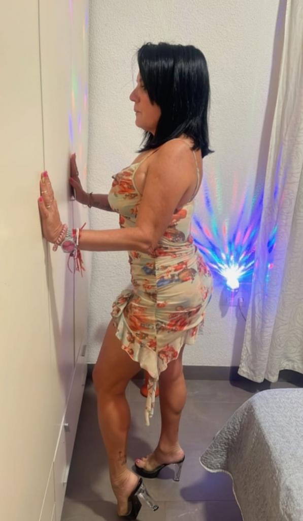 611226439: Chica busca chico en Córdoba