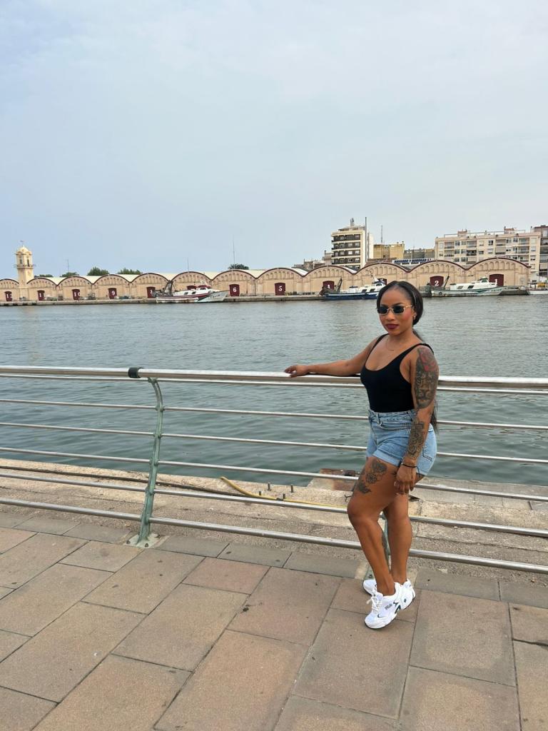 Chica busca chico en Alicante: 