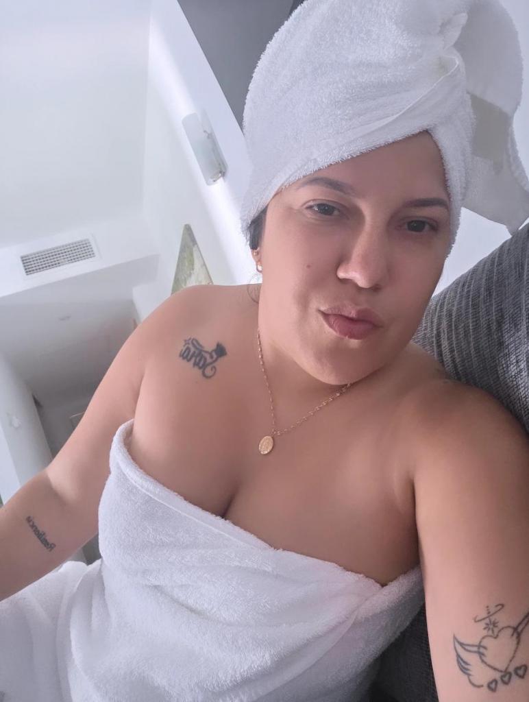 Chica busca chico en Menorca: 
