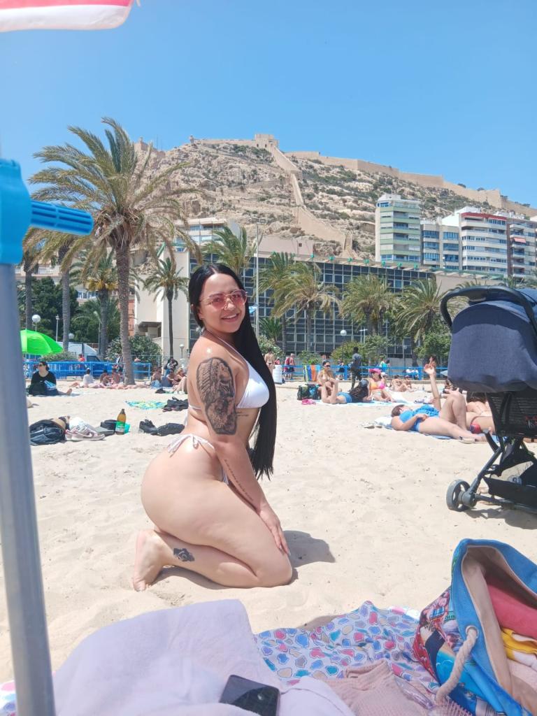 Chica busca chico en Alicante: 