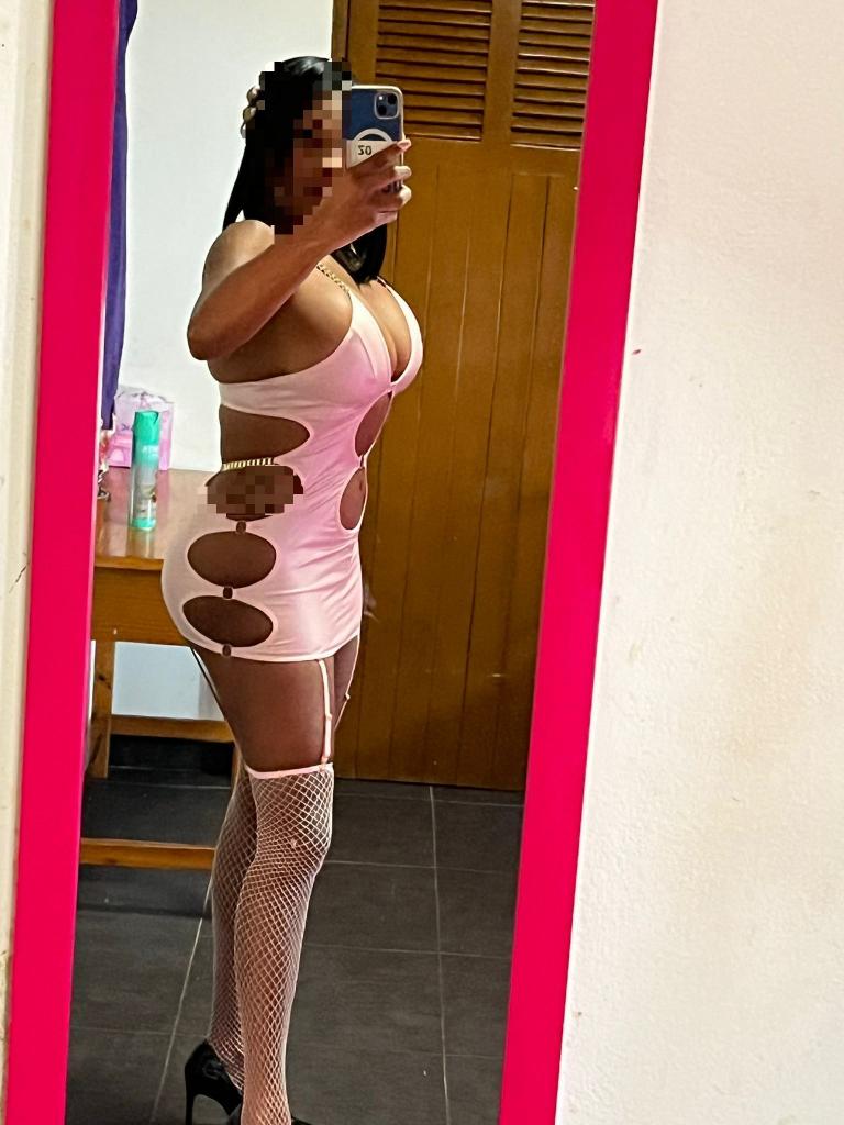 Chica busca chico en Ceuta: 