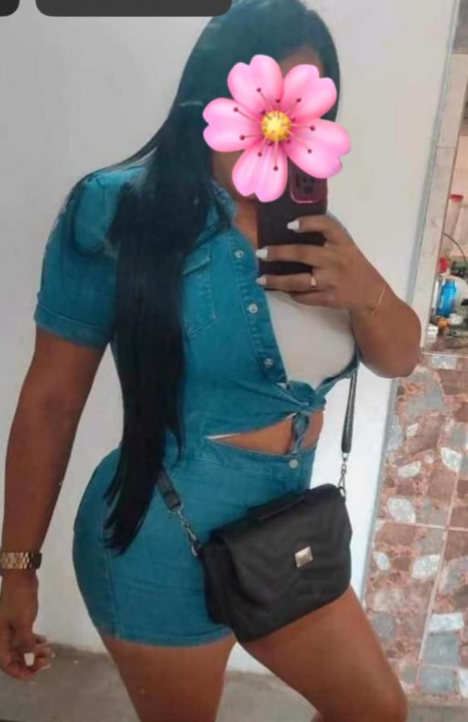 Chica busca chico en Cádiz: 