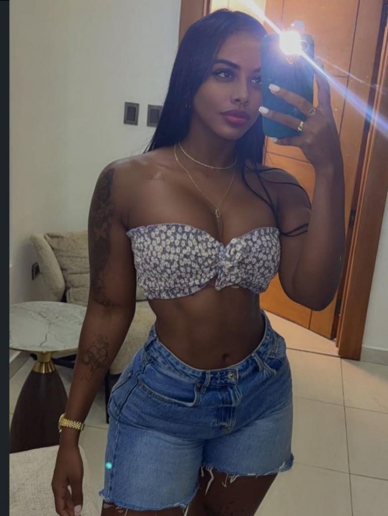 Chica busca chico en Sevilla: 