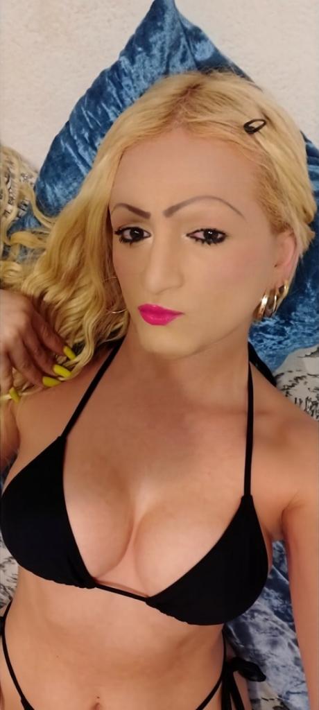 673689127: Travesti en Barcelona