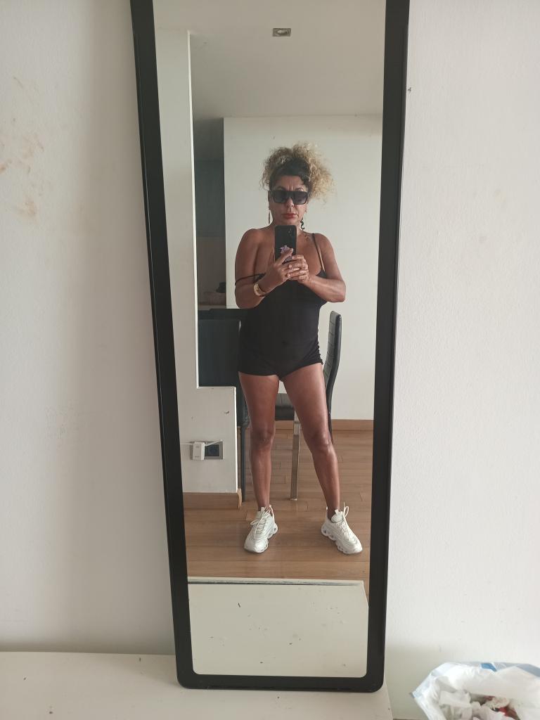 Chica busca chico en Barcelona: 