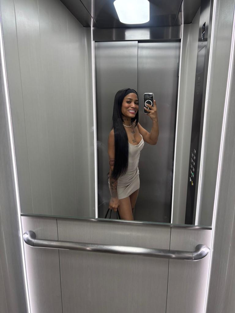 Chica busca chico en Valencia: Chica busca chico