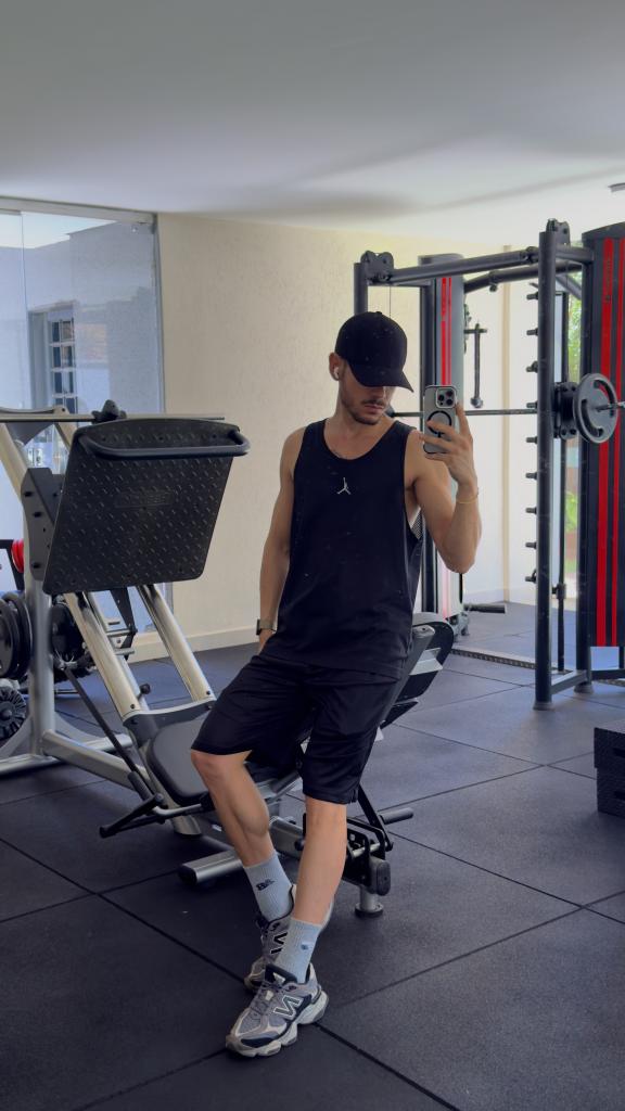 617919905: Chico busca chica en Alicante