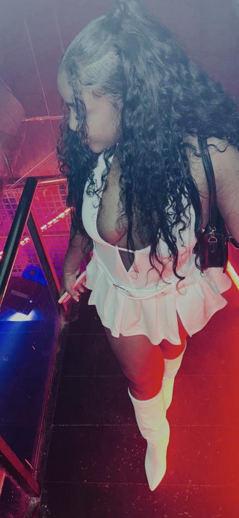 Chica busca chico en Lérida: 