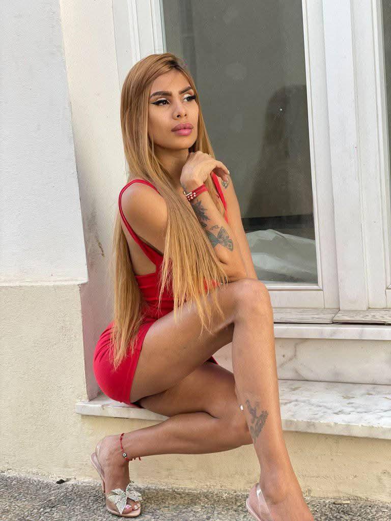 Chica busca chico en Cádiz: 