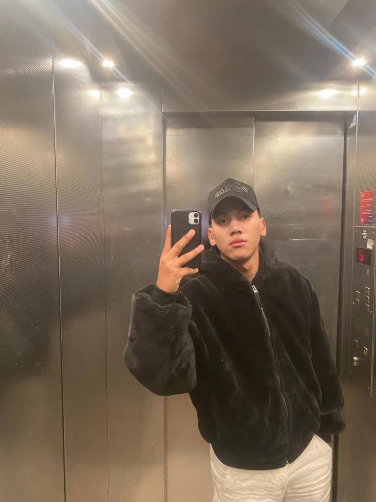 Chico busca chica en Barcelona: 