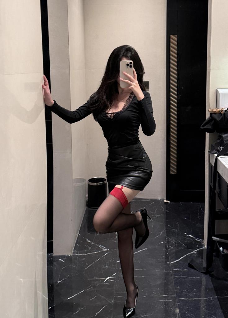 656778499: Chica busca chico en Madrid