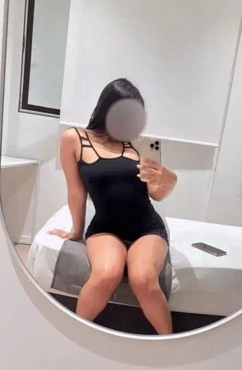 Chica busca chico en Almería: 
