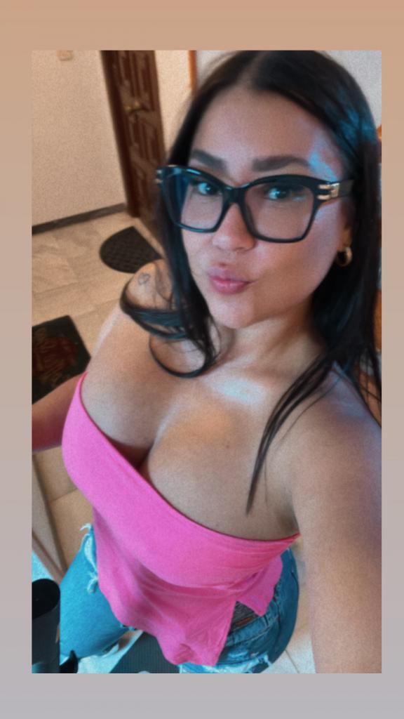 607541098: Chica busca chico en Huelva