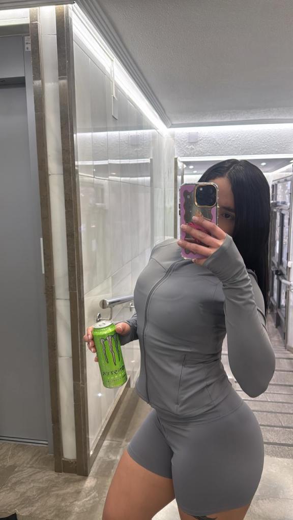 Chica busca chico en Almería: 