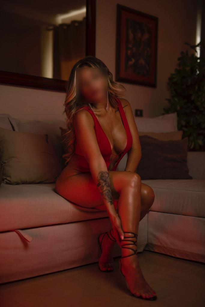 647763039: Chica busca chico en Las Palmas