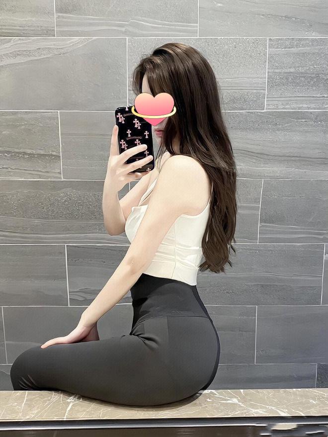 673320711: Chica busca chico en Barcelona